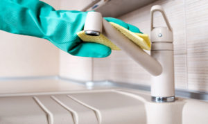 професионално-почистване-на-кухнята