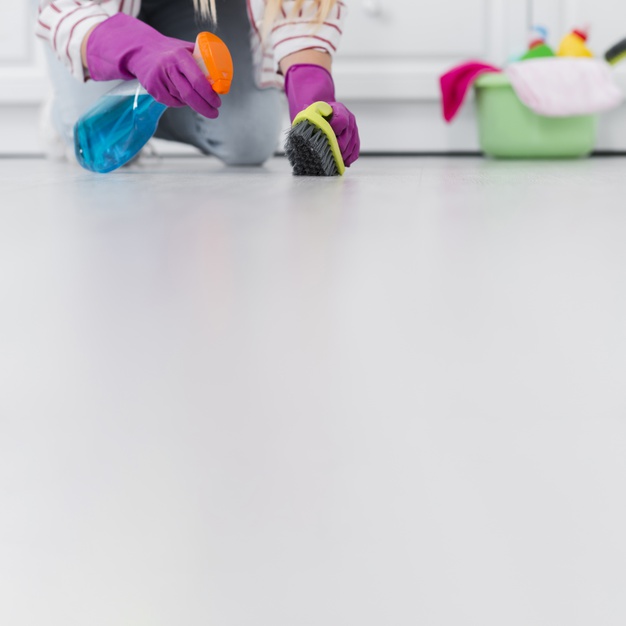 професионално-почистване-на-подови-настилки