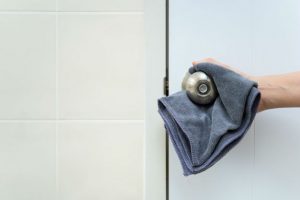 професионално-почистване-на-вашата-баня